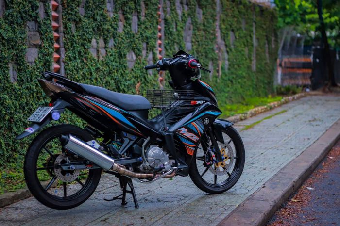 Kaki-kaki pakai pelek Racingboy dan swingarm King Drag