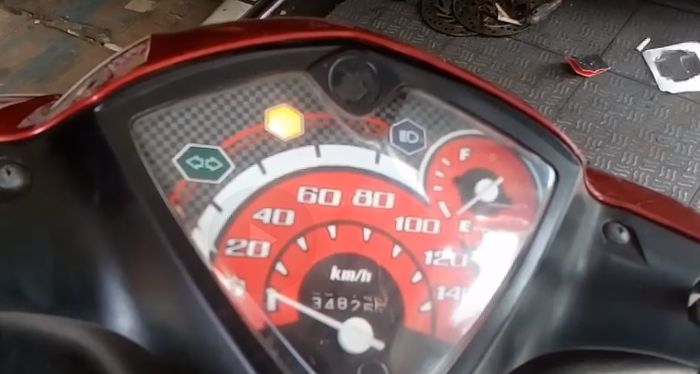 Check engine Yamaha Mio J