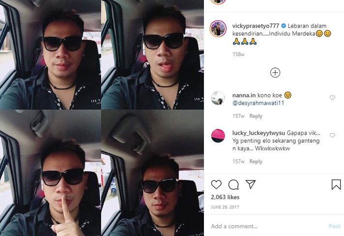 Potret Vicky Prasetyo selfi di kabin mobil