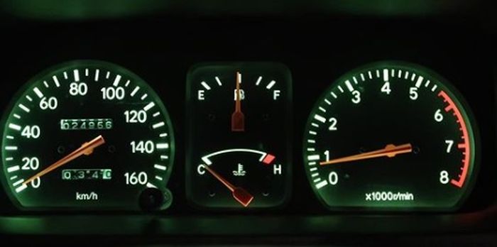 Toyota Kijang SGX 1998 kondisi bekas baru 25 ribu km