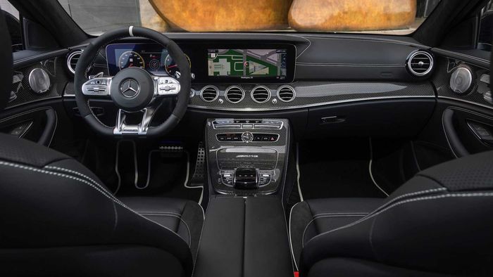 Interior Mercedes-Benz E 63 S Wagon 