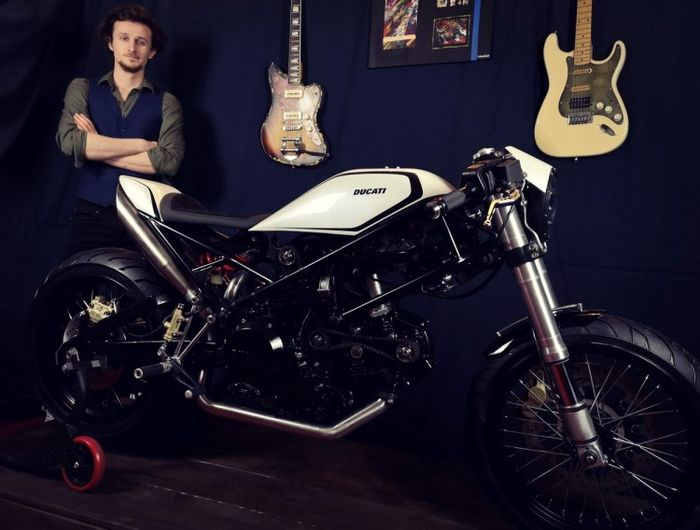 Łukasz Brewus dan Ducati Monster cafe racer garapannya