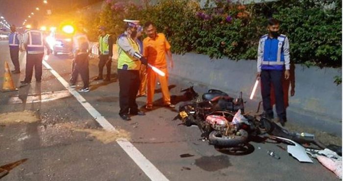 Kondisis skutik Honda yang ditabrak Toyota Camry di tol Kamal arah Bandara Soekarno Hatta