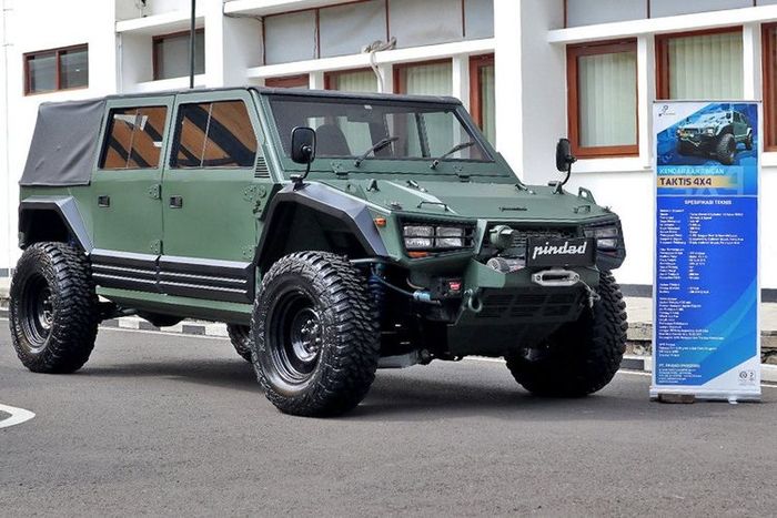 Maung 4x4 buatan PT Pindad yang dibeli Bupati Gunungkidul Sunaryanta