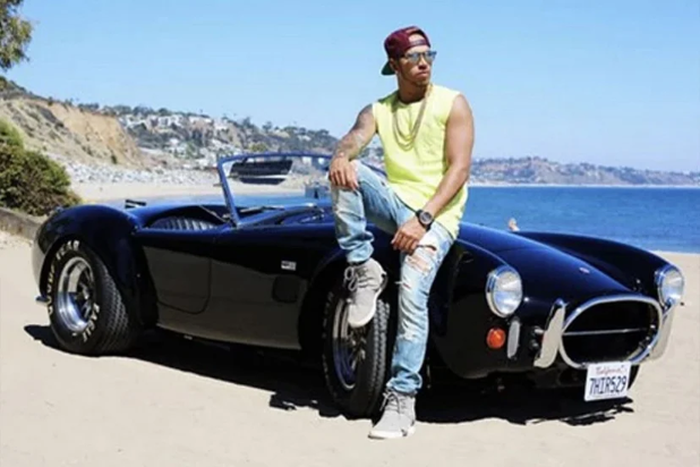 Koleksi Mobil Lewis Hamilton: Shelby Cobra 427