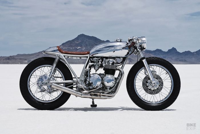 Honda CB550 cafe racer berlapis krom