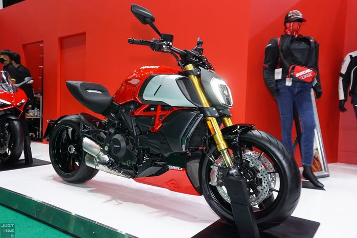 Ducati Diavel 1260 S 