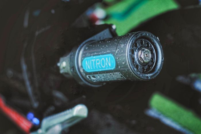 Shock belakang pakai Nitron