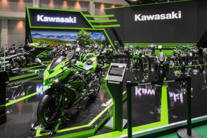 Kawasaki Ninja ZX-25R di Bangkok International Motor Show 2020