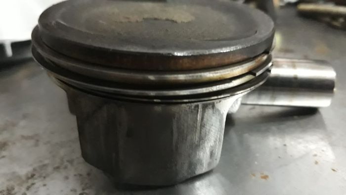 Kondisi piston baret akibat telat ganti oli