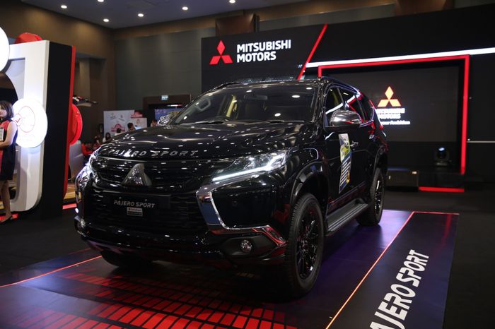 Mitsubishi Pajero Sport Rockford Fosgate Black Edition