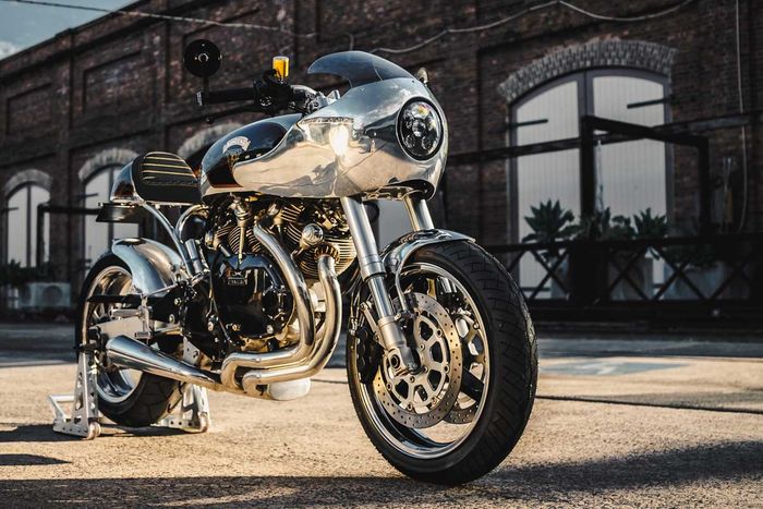 Cafe racer klasik yang menawan