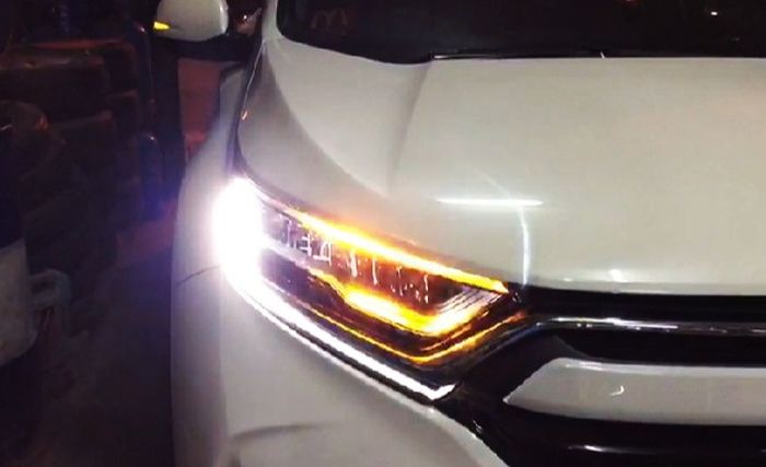 Lampu sein berjalan Honda CR-V turbo garapan bengkel SACS Asia Jaya Motor
