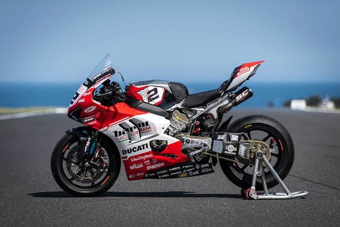 Ducati Panigale V4 R di tim Barni Racing untuk balap WSBK