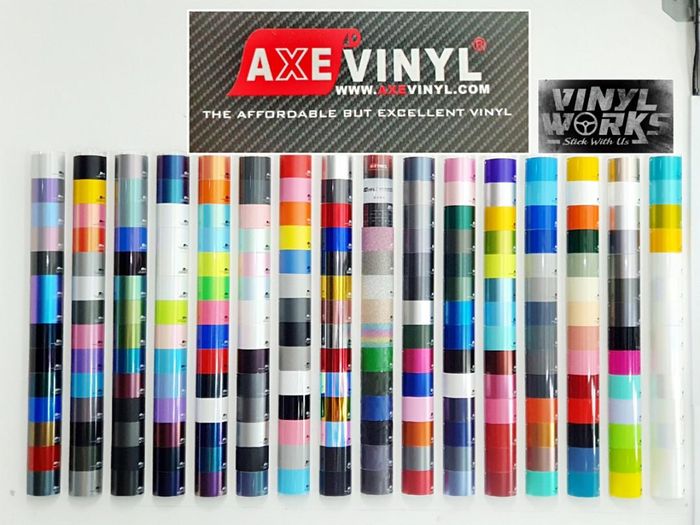 Ilustrasi macam-macam warna dan jenis stiker dari merk AXE Vinyl.