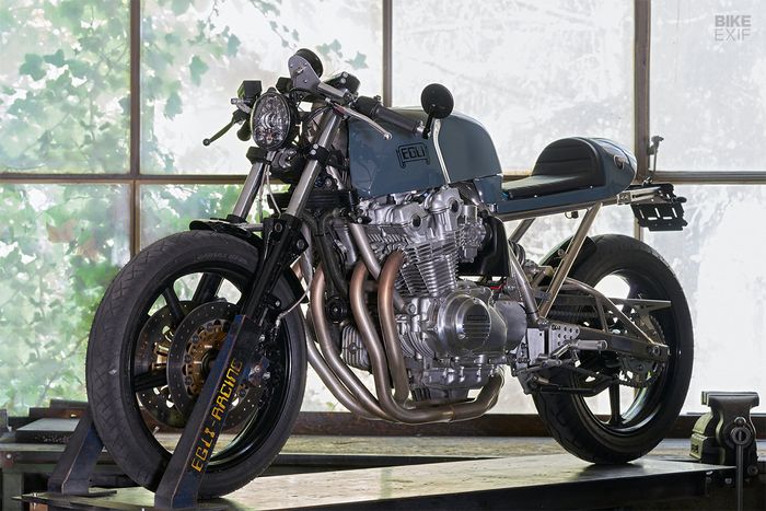 Tampangnya begitu sangar