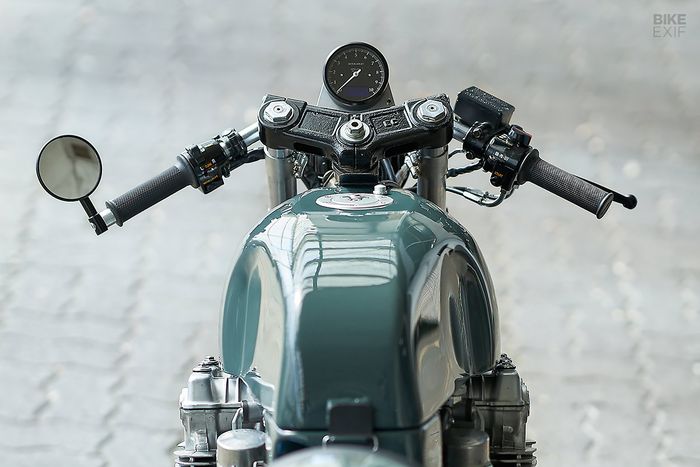 Tampilan bagian tangki dan kokpit