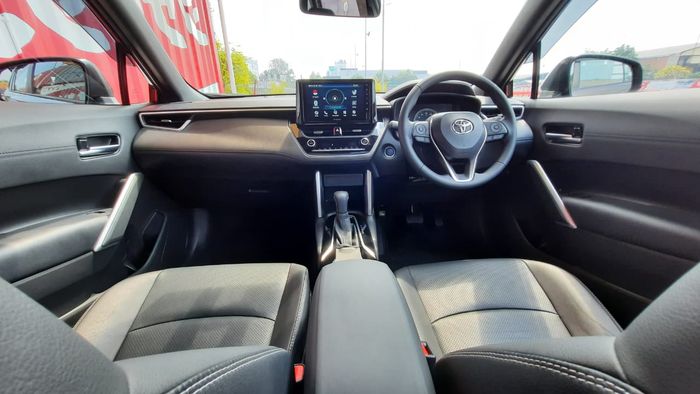Interior Toyota Corolla Cross Hybrid