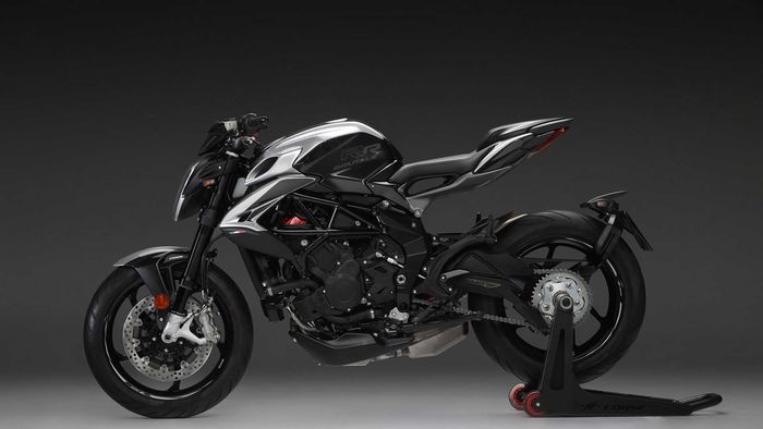 penampakan MV Agusta Brutale 800 SCS