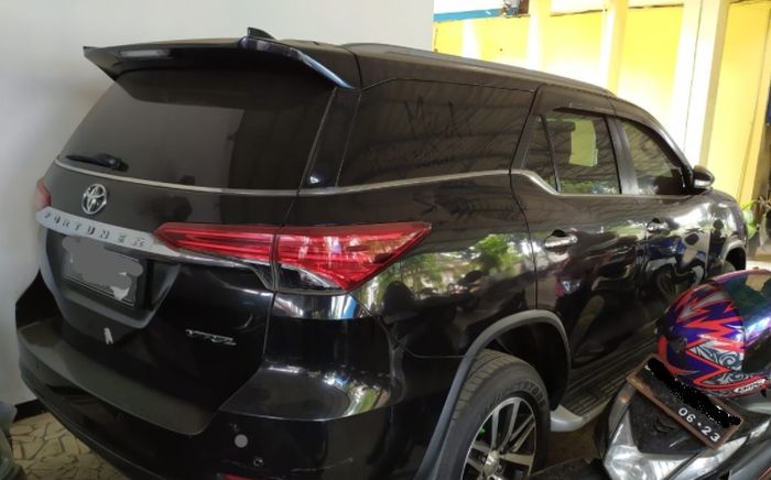 Toyota Fortuner yang akan dilelang