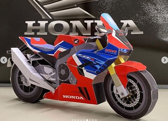 origami Honda CBR1000RR-R