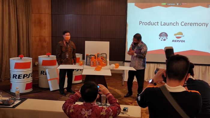 Repsol luncurkan seri pelumas baru dengan XR-Technology