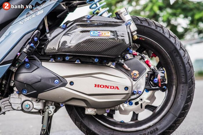 Shock belakang pakai Gears Racing