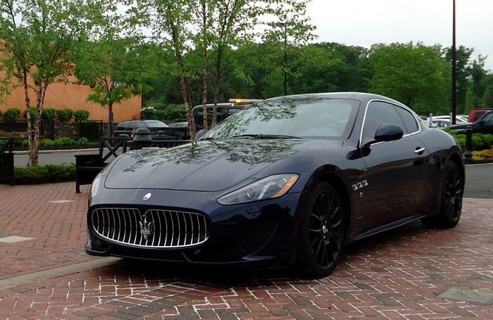 Tampilan Maserati Gran Turismo S