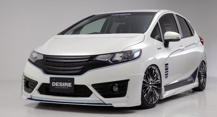 Tampilan depan Honda Jazz hasil garapan Affection