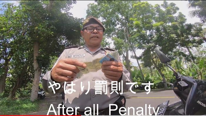 Video viral diduga oknum polisi tilang turis asal Jepang di Bali