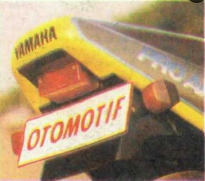 Buntut dari mirip Suzuki GSX-R750