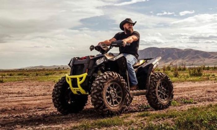 Dave Sparks, influencer otomotif dengan bayaran tertinggi ke-3 di dunia