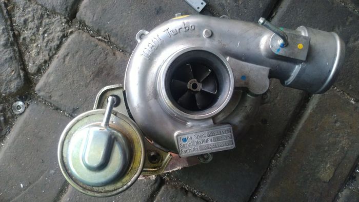 Kondisi turbo mobil diesel yang rusak akibat boost tinggi