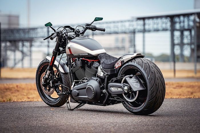 Harley-Davidson FXDR 114 super menawan