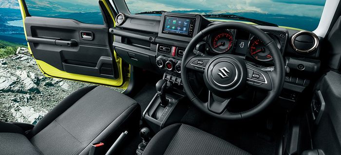 penampakan interior Suzuki Jimny versi murah alias kei car