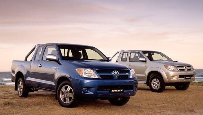 Toyota Hilux Generasi 7 (2004-2015)