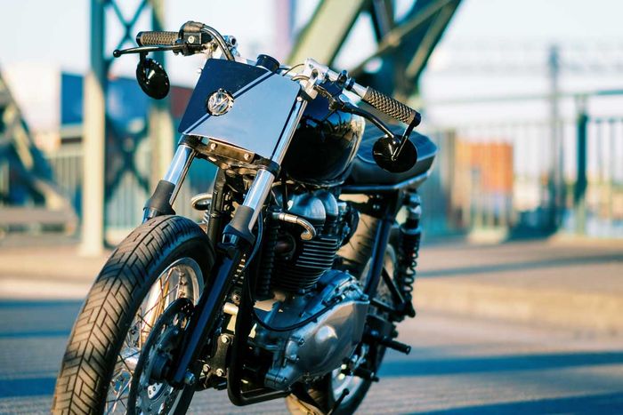 Ubahan pun berlanjut ke semua bagian Triumph Thruxton ini