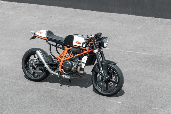 Cafe racer menawan dari KTM 690 Duke