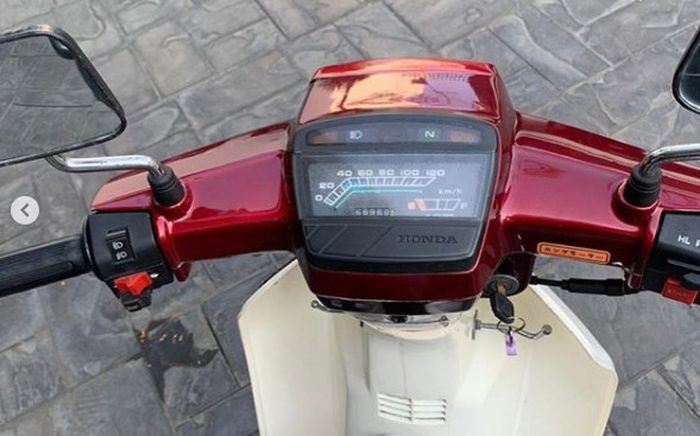 panel indikator Honda Astea Prima yang dijual Sultan Bintaro, Andre Taulany.