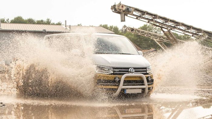 Delta4x4 dan Seikel bikin Volkswagen Transporter T6 ala off road look