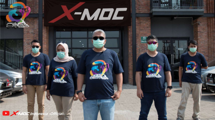 Dikomandoi oleh Ketua Umum X-MOC Indonesia Danny Bastian (tengah), pengurus Nasional X-MOC terjun langsung menjadi host di live streaming pada tanggal 12 September 2020.