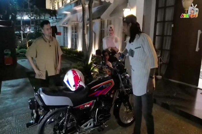 Sempat ditawar Raffi Ahmad, Yamaha RX-King Ade Jigo langsung dibarter mobil ini, harganya bikin melongo.