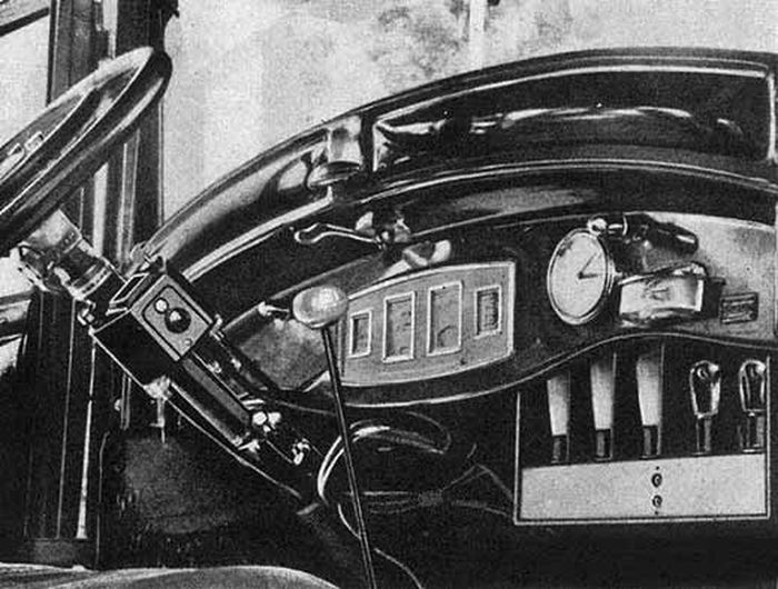 Radio mobil di era 1950-an
