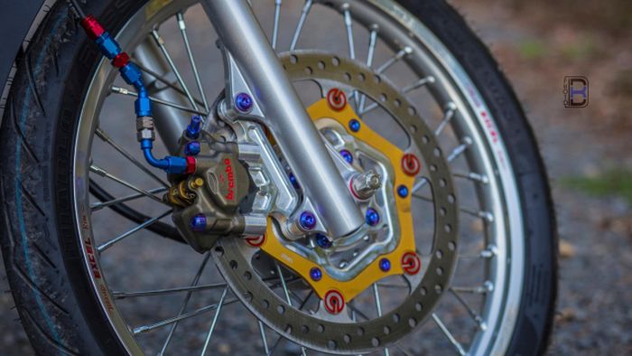 Rem depan Honda Supra 125i ini juga sudah diupgrade