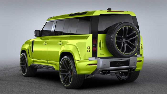 Tampilan belakang Land Rover Defender hasil modifikasi Lumma Design
