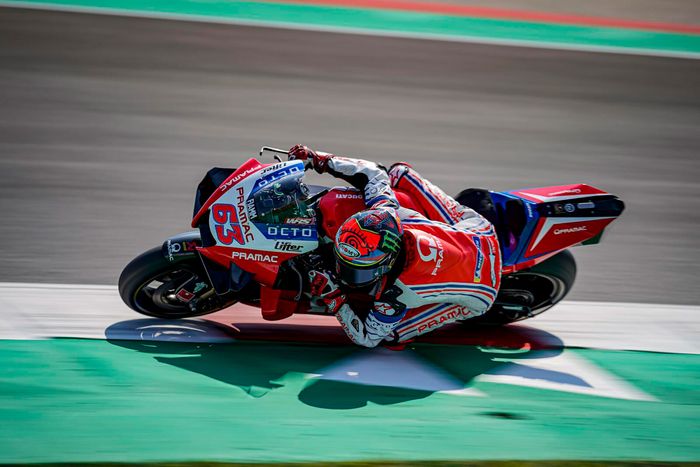 Francesco Bagnaia akui sempat kewalahan di awal seri MotoGP Catalunya 2020.