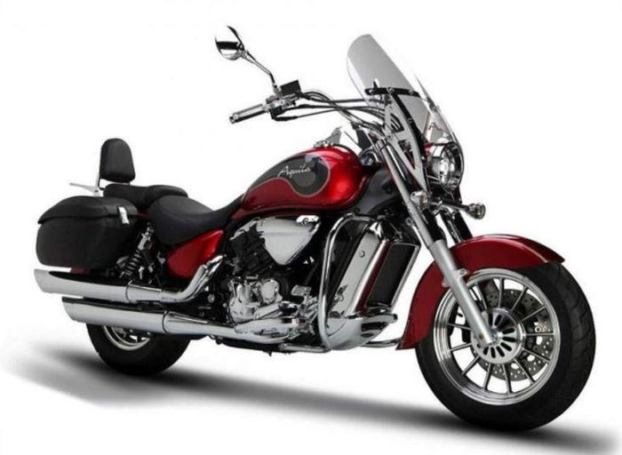 Hyosung ST 700i Deluxe