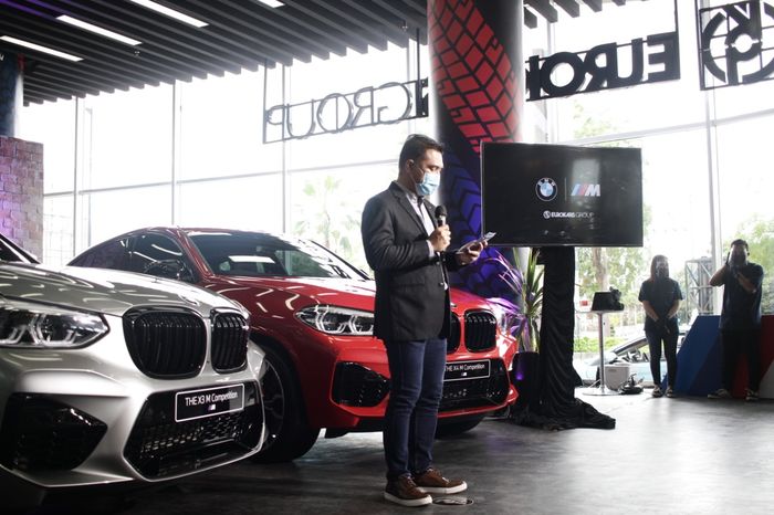 BMW X3M Competition dan BMW X4M Competition hadir di Surabaya