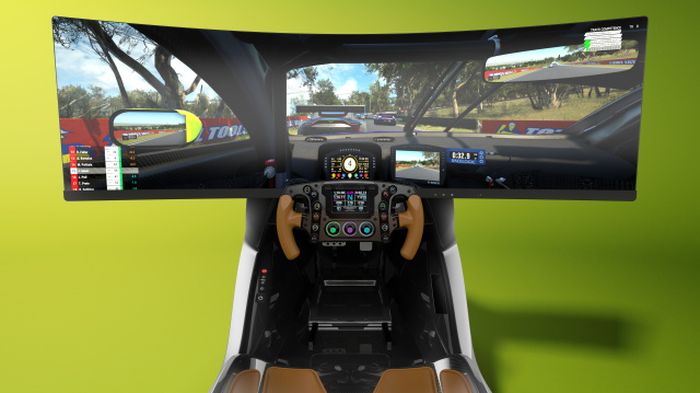 Aston Martin bikin simulator game mewah
