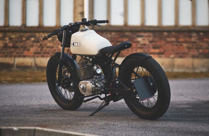 Rangka dan swingarm hasil kustom